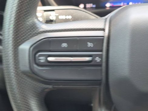 Used 2024 Chevrolet Colorado W/T w/ Safety Package RWD image 11