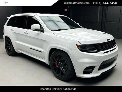 Used 2020 Jeep Grand Cherokee SRT AWD/4WD image 9