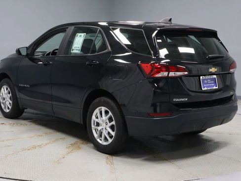 Used 2024 Chevrolet Equinox LS AWD/4WD image 8