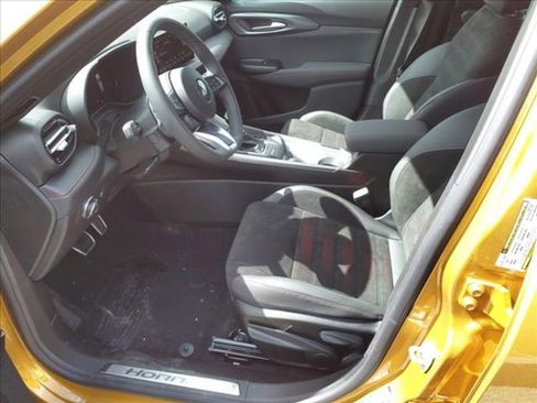 Used 2023 Dodge Hornet GT w/ Track Pack image 5