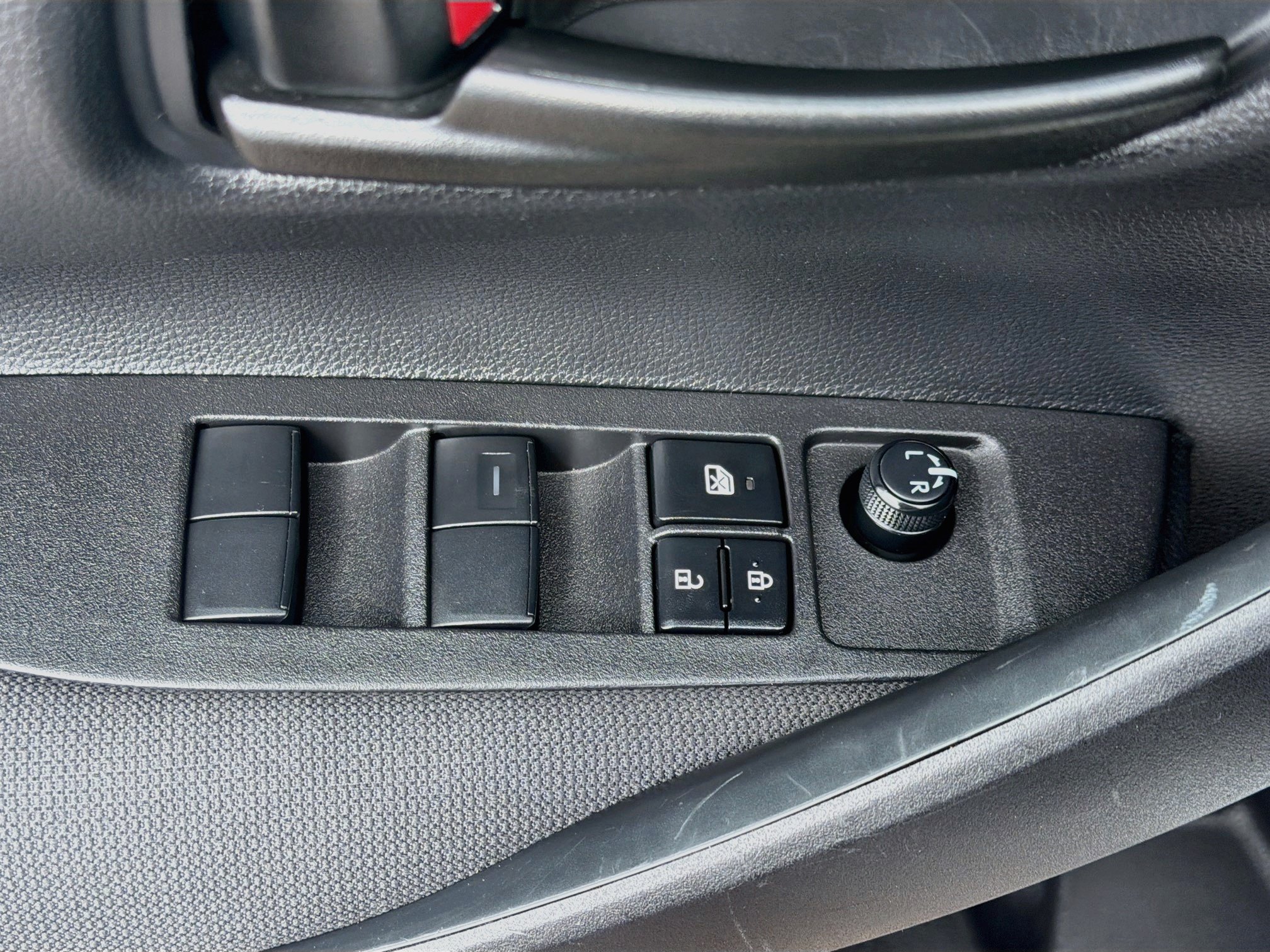 Used 2026 Toyota Corolla LE FWD image 15