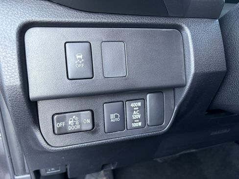 Used 2023 Toyota Tacoma TRD Sport AWD/4WD image 26