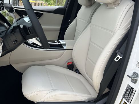 New 2026 Mercedes-Benz GLC 300 4MATIC image 18