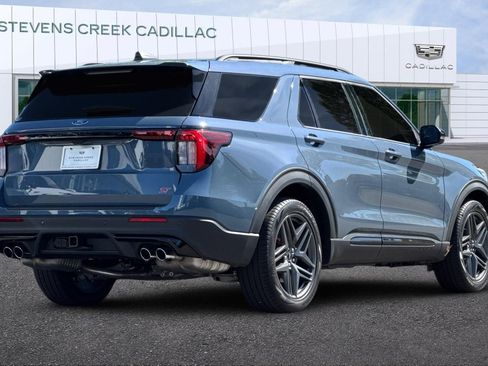 Used 2025 Ford Explorer ST w/ Sun And Sound Package AWD/4WD image 3