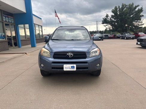 Used 2007 Toyota RAV4 Sport FWD image 2