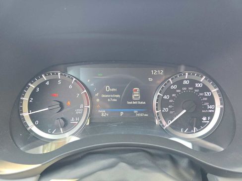 Used 2023 Toyota Highlander XLE FWD image 25