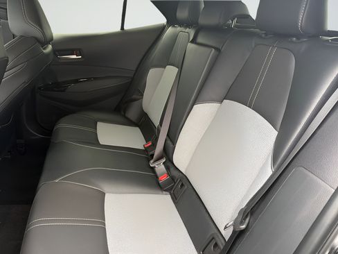 Used 2025 Toyota Corolla XSE FWD image 23