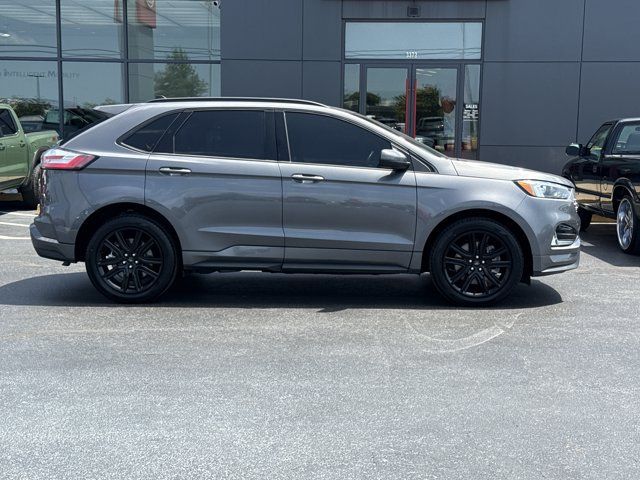 Used 2024 Ford Edge ST-Line AWD/4WD image 2