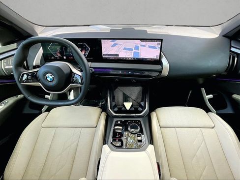 Used 2025 BMW X3 xDrive30i w/ Convenience Package AWD/4WD image 16