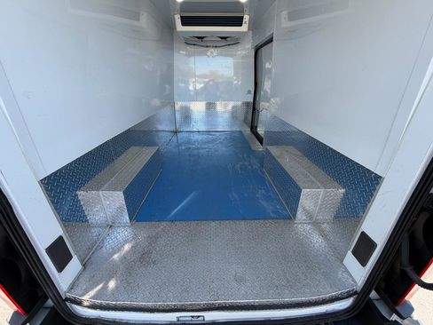 Used 2023 Ford Transit 250 148 High Roof RWD image 19