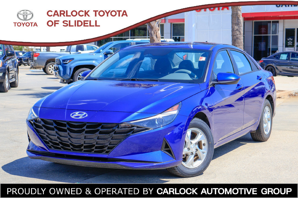 Used 2023 Hyundai Elantra SE w/ Cargo Package FWD image 1