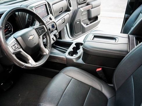 Used 2021 Chevrolet Silverado 2500 LTZ w/ LTZ Convenience Package AWD/4WD image 12