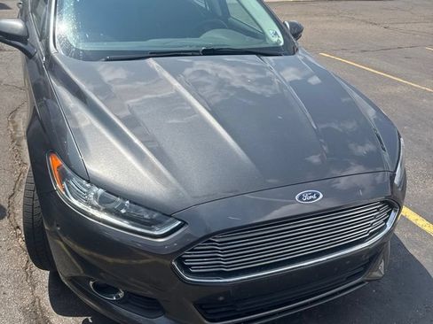 Used 2016 Ford Fusion SE w/ Equipment Group 502A FWD image 6