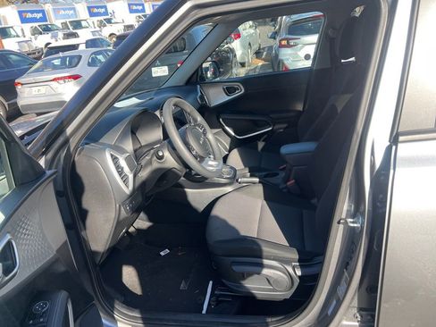 Used 2024 Kia Soul LX w/ Option Group 015 image 6