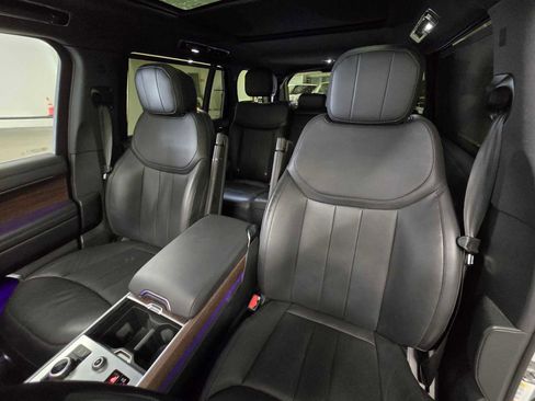 Used 2023 Land Rover Range Rover Long Wheelbase SE AWD/4WD image 24