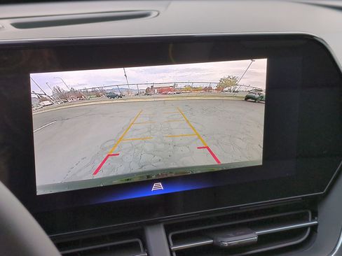 New 2026 Chevrolet Trax ACTIV w/ Sunroof Package image 12