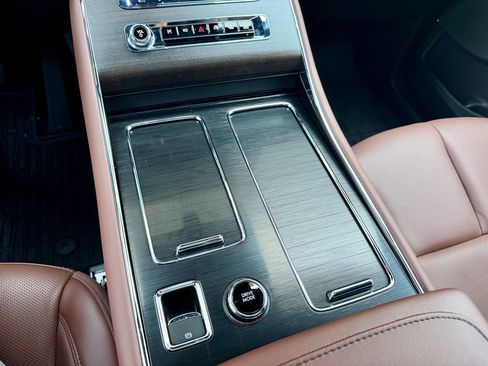 New 2026 Lincoln Aviator Reserve AWD/4WD image 36