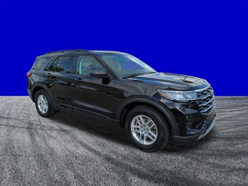 New 2026 Ford Explorer Active w/ Active Comfort Package RWD image 2