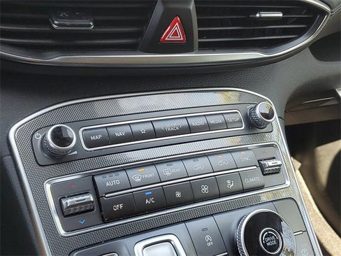 Used 2023 Hyundai Santa Fe XRT image 17