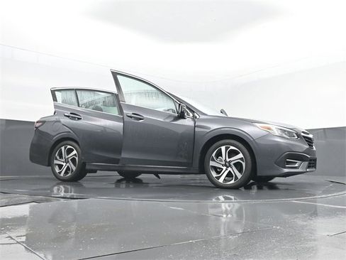 Used 2022 Subaru Legacy Limited image 32