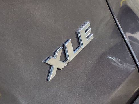Used 2024 Toyota RAV4 XLE Premium FWD image 26