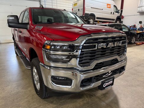 Used 2026 RAM 2500 Big Horn AWD/4WD image 1