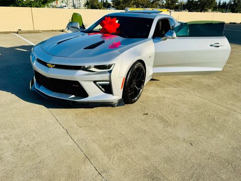 Used 2017 Chevrolet Camaro SS image 37