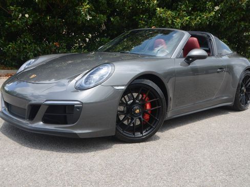 Used 2019 Porsche 911 AWD/4WD image 8