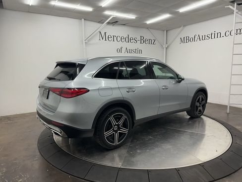 Used 2026 Mercedes-Benz GLC 300 image 7