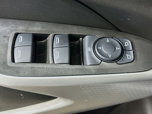 Used 2024 Chevrolet Trax LS FWD image 15