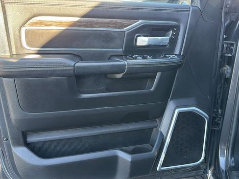 Used 2019 RAM 2500 Laramie image 23