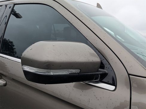 Used 2018 Ford Expedition Limited w/ Driver Assistance Package image 12