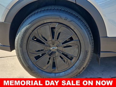 New 2025 Chevrolet Blazer EV LT w/ Midnight/Sport Edition FWD image 37