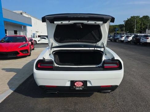 Used 2021 Dodge Challenger R/T Scat Pack w/ T/A Package RWD image 27