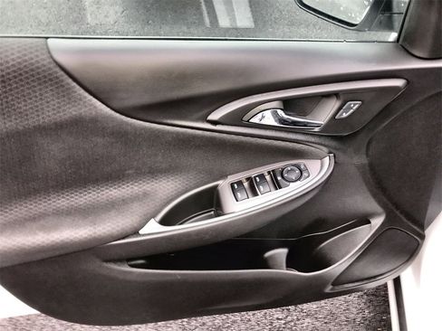 Certified 2024 Chevrolet Malibu LS image 13