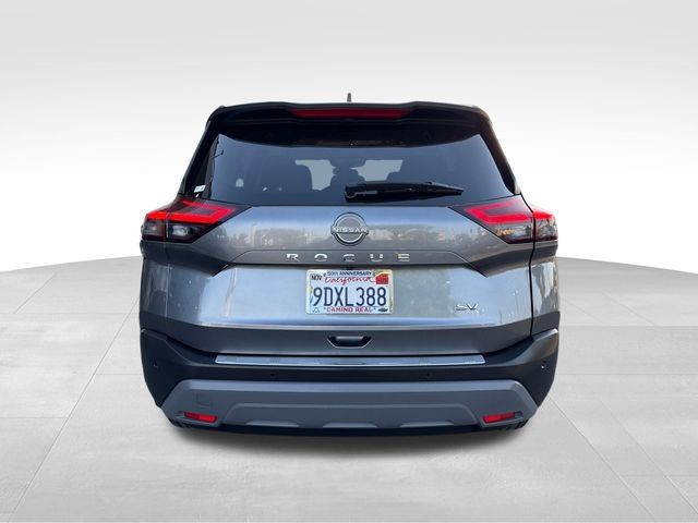 Used 2023 Nissan Rogue SV FWD image 4