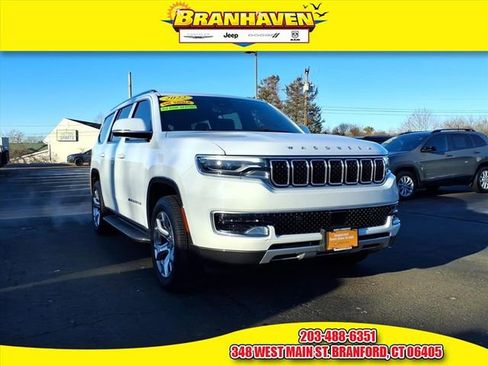 Used 2022 Jeep Wagoneer Series II image 1