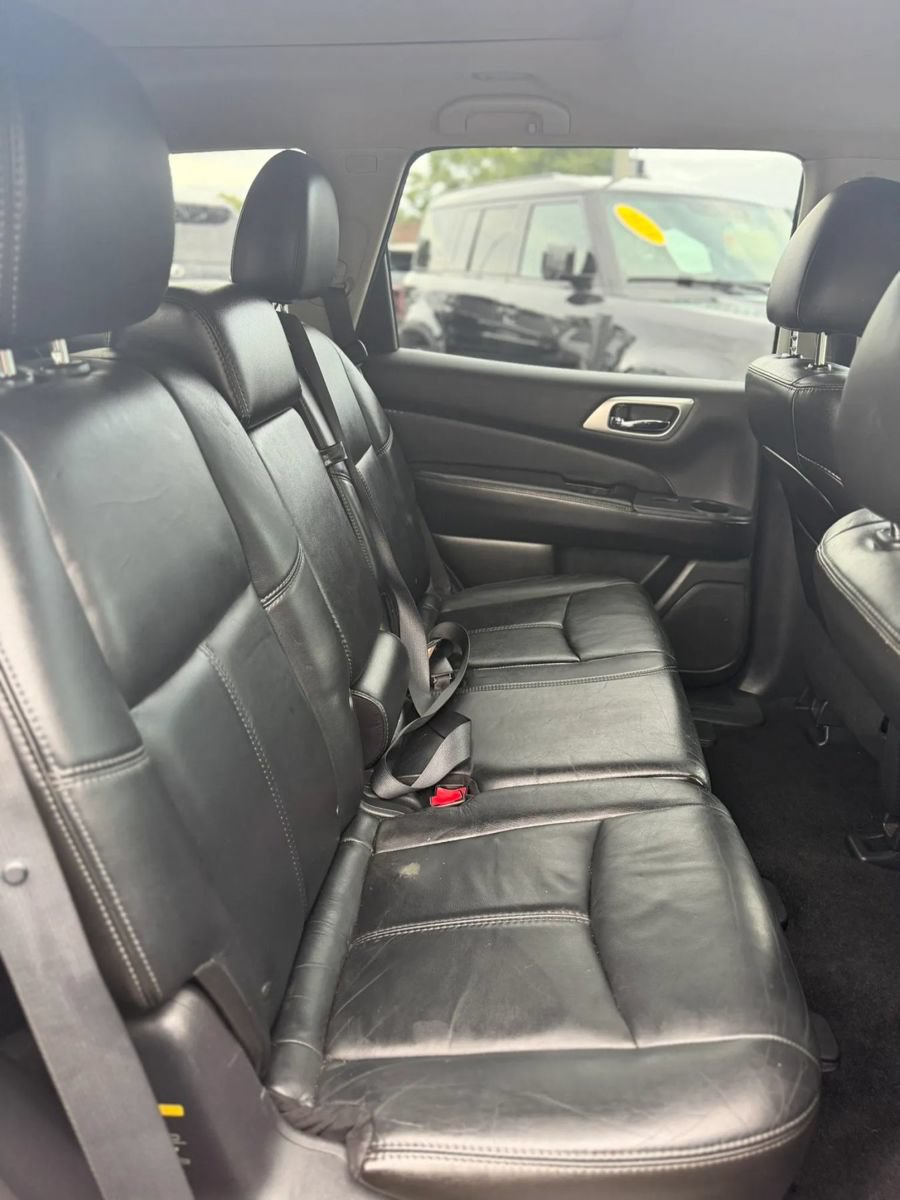 Used 2014 Nissan Pathfinder SL w/ SL Premium Package AWD/4WD image 16