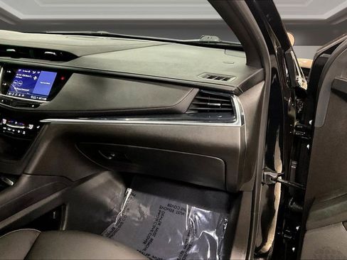 Certified 2024 Cadillac XT5 Premium Luxury image 26