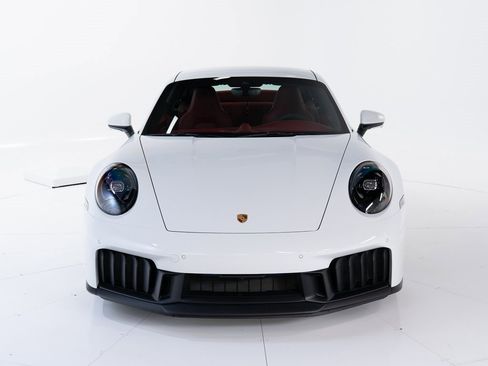 Used 2025 Porsche 911 Carrera 4 GTS image 8