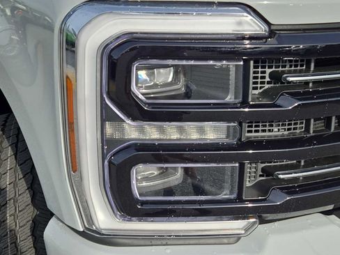 New 2026 Ford F250 Platinum AWD/4WD image 15