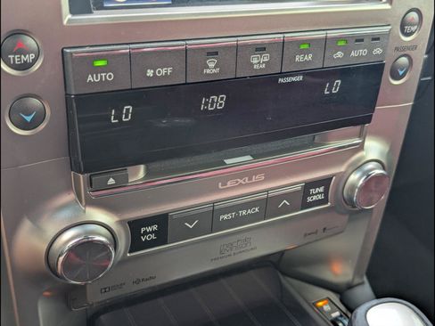 Used 2021 Lexus GX 460 Luxury w/ Sport Design Package AWD/4WD image 17