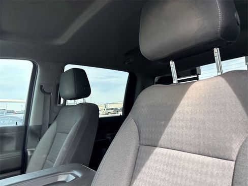 Used 2022 Chevrolet Silverado 2500 LT w/ Convenience Package image 11