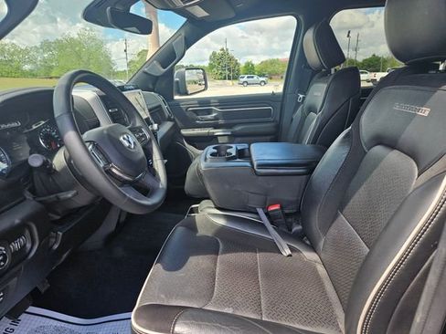 Used 2025 RAM 1500 Laramie image 9