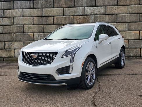 Certified 2023 Cadillac XT5 Premium Luxury w/ LPO, Floor Liner Package AWD/4WD image 1
