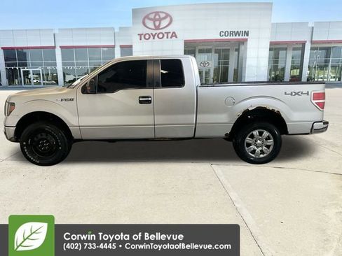 Used 2012 Ford F150 XLT w/ XLT Chrome Pkg image 5