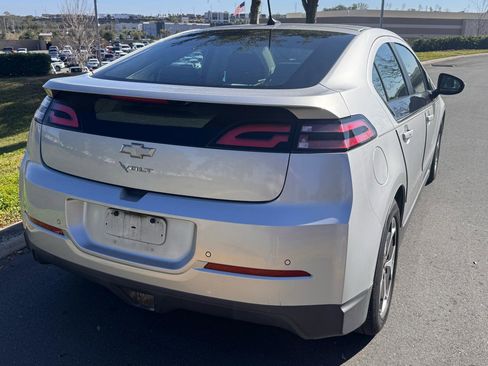 Used 2015 Chevrolet Volt w/ Enhanced Safety Package 1 FWD image 35