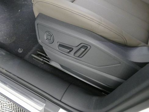 New 2025 Audi Q5 Premium Plus image 12