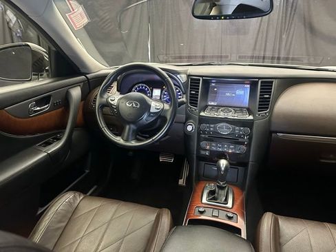 Used 2016 INFINITI QX70 AWD w/ Premium Package image 20