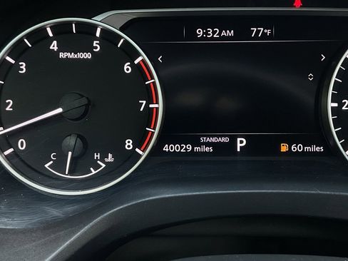 Used 2025 Nissan Rogue SV FWD image 38